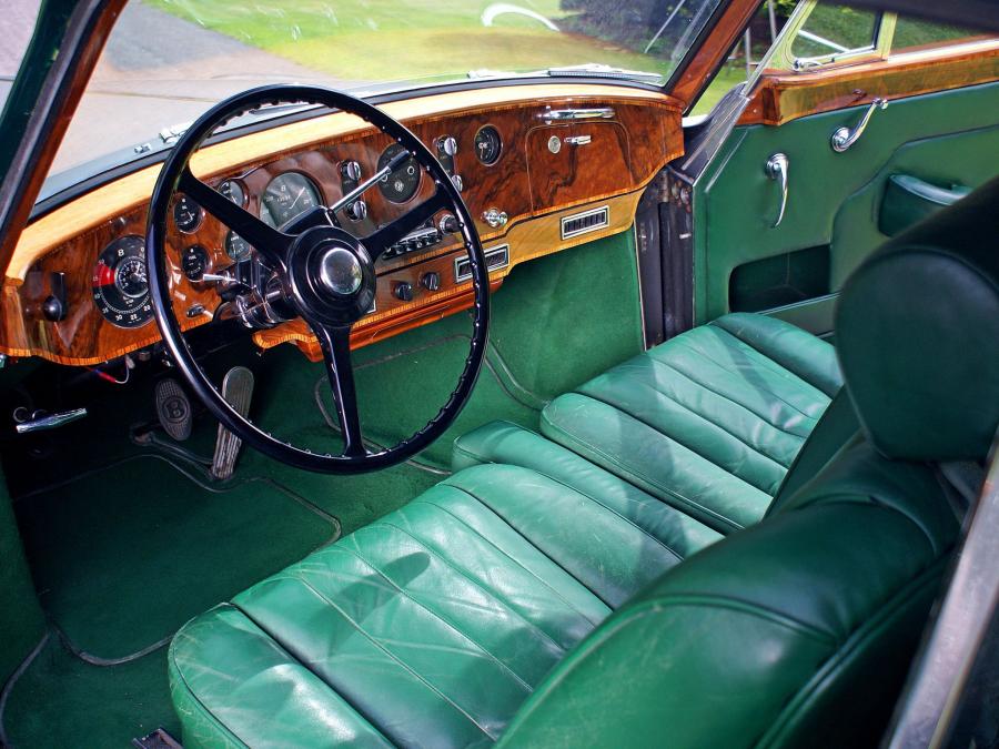 Торпедо Bentley S1 Continental 1955 года  (фото 24 из 28)